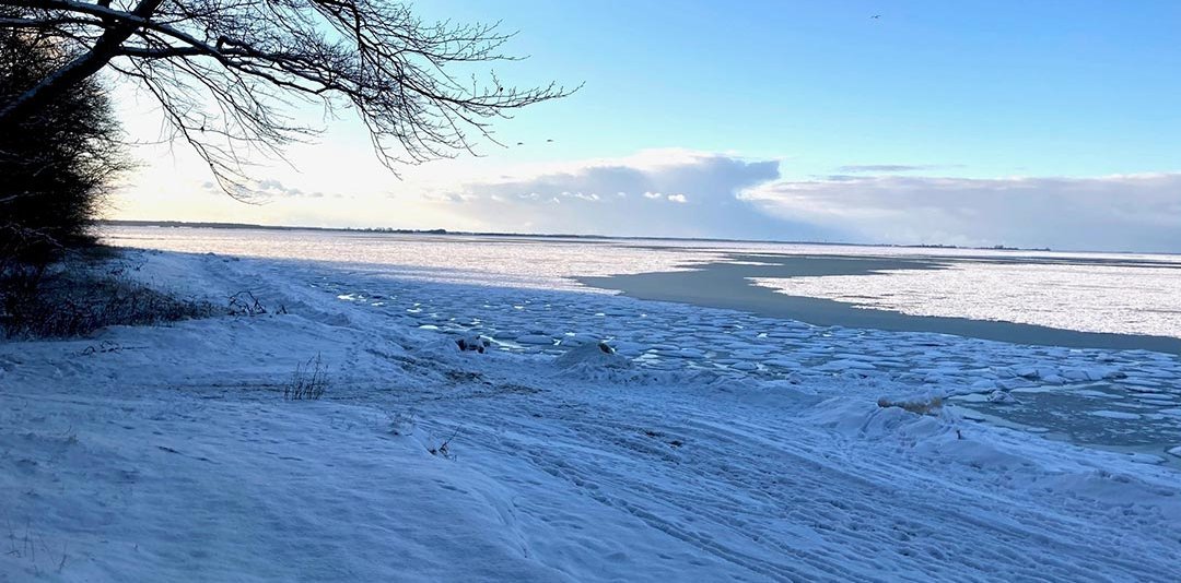 Der Winter hat die Küste erreicht