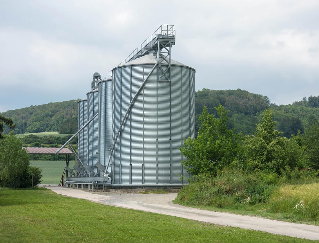 Eine gründliche Reinigung der Silos und Getreideläger ist der beste Schutz vor Vorratsschädlingen.